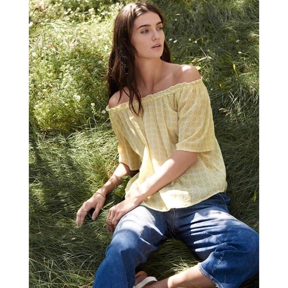 💄🆕 Velvet by G&S ✦ Bertie Off Shoulder Top ✦Red - Picture 6 of 8